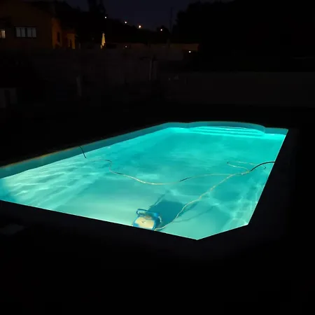Banana House بيت للعطل